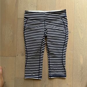 New Balance Navy and White Striped cropped workout pants